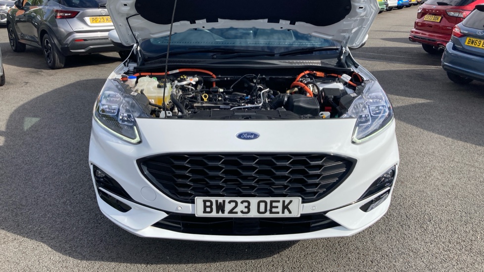 Ford Kuga 2.5 PHEV ST-Line X Edition 5dr CVT Estate - Image 8