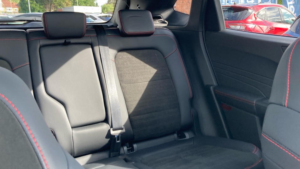 Ford Kuga 2.5 PHEV ST-Line X Edition 5dr CVT Estate - Image 15