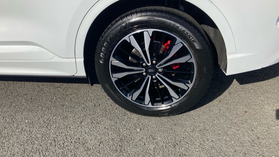 Ford Kuga 2.5 PHEV ST-Line X Edition 5dr CVT Estate - Image 26