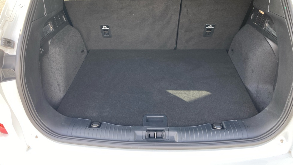 Ford Kuga 2.5 PHEV ST-Line X Edition 5dr CVT Estate - Image 32