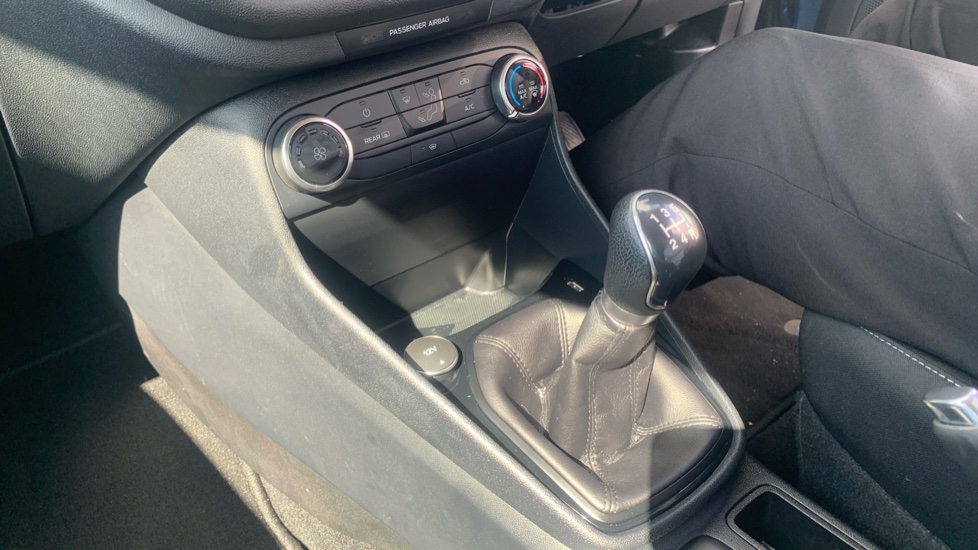 Ford Fiesta 1.1 Trend 5dr Petrol Hatchback - Image 13