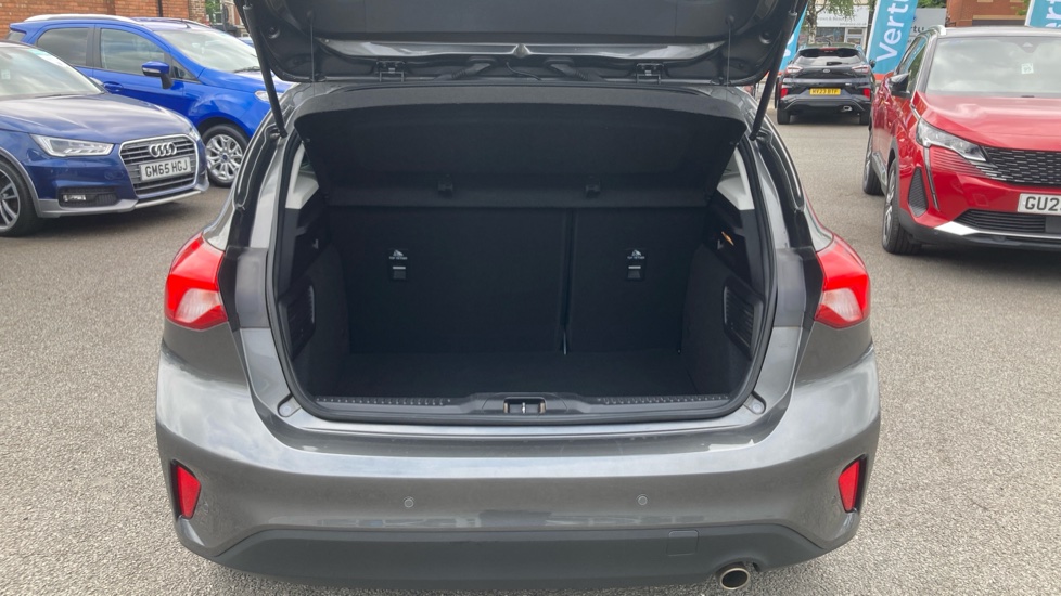 Ford Focus 1.0 EcoBoost 125 Titanium X 5dr Petrol Hatchback - Image 4