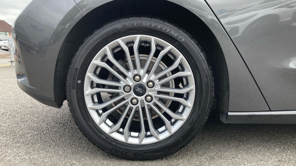 Ford Focus 1.0 EcoBoost 125 Titanium X 5dr Petrol Hatchback - Image 7