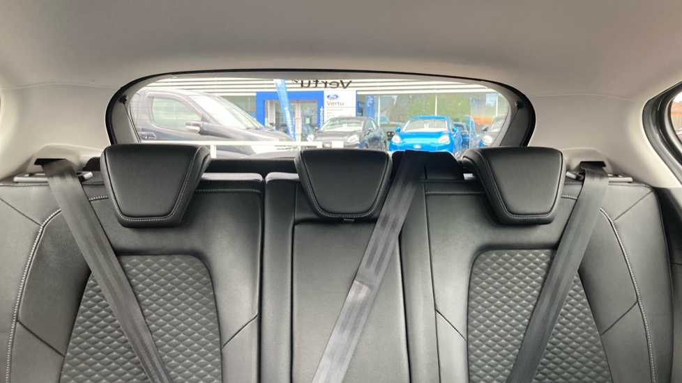Ford Focus 1.0 EcoBoost 125 Titanium X 5dr Petrol Hatchback - Image 15