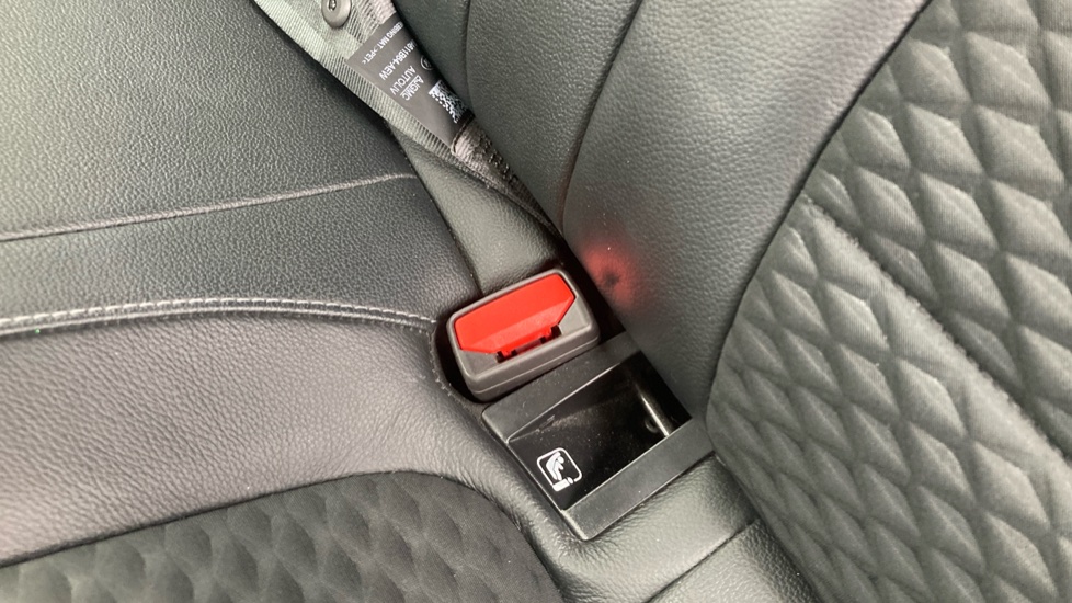 Ford Focus 1.0 EcoBoost 125 Titanium X 5dr Petrol Hatchback - Image 17