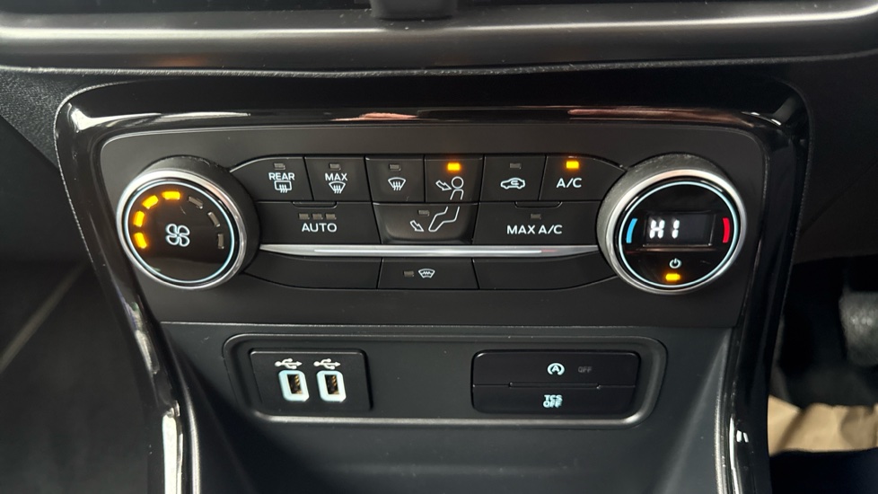 Ford EcoSport 1.0 EcoBoost 125 Titanium 5dr Petrol Hatchback - Image 23