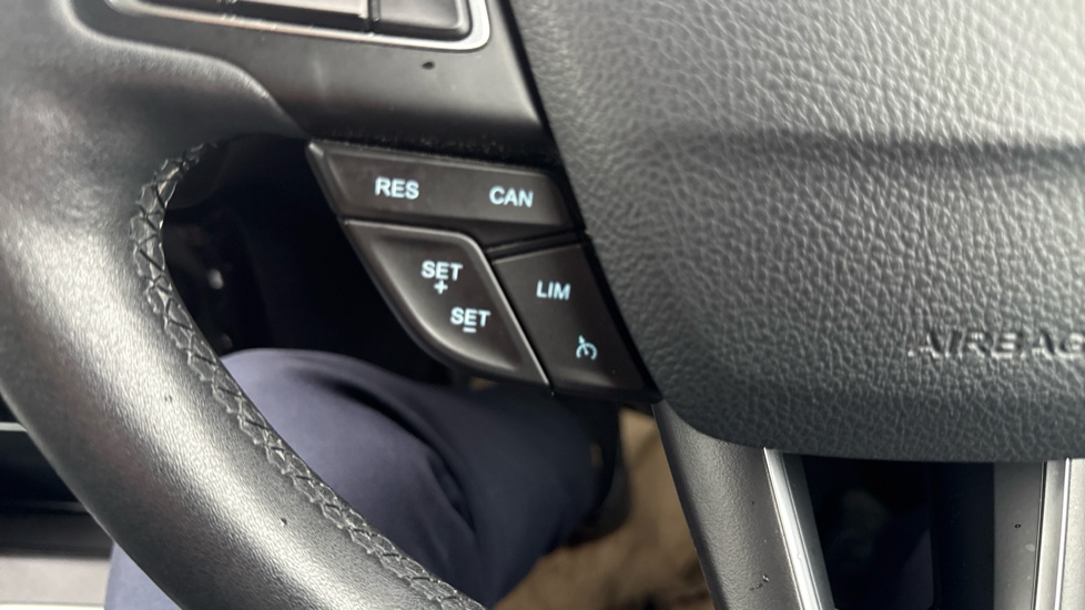 Ford EcoSport 1.0 EcoBoost 125 Titanium 5dr Petrol Hatchback - Image 30
