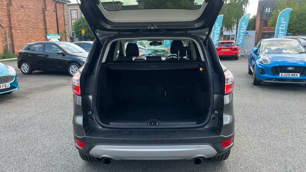 Ford Kuga 1.5 TDCi Titanium 5dr 2WD Diesel Estate - Image 4