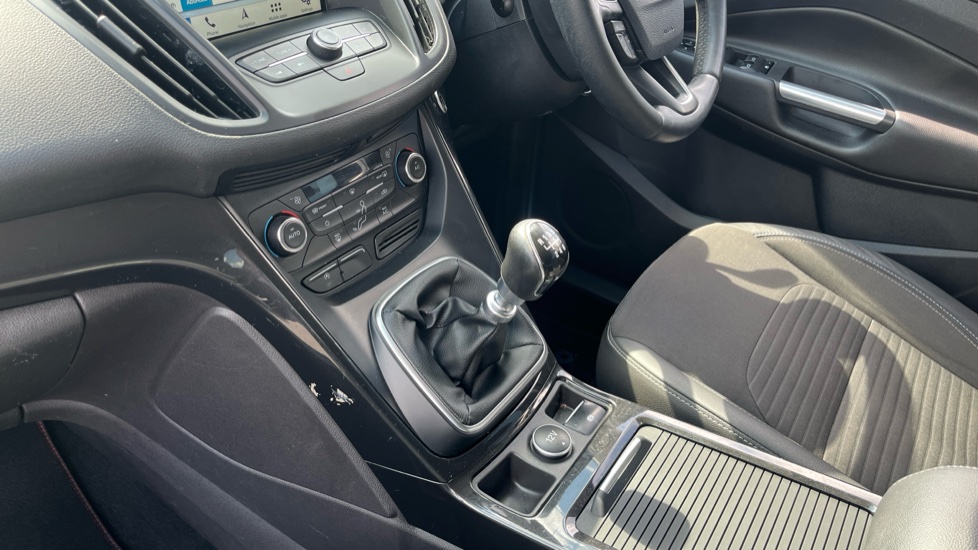 Ford Kuga 1.5 TDCi Titanium 5dr 2WD Diesel Estate - Image 13
