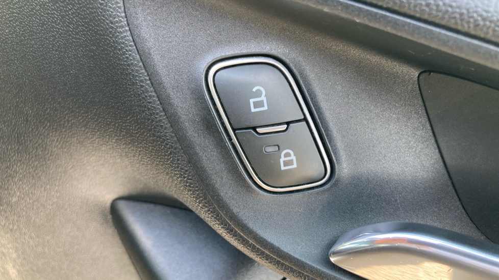 Ford Fiesta 1.0 EcoBoost ST-Line X 3dr Petrol Hatchback - Image 22