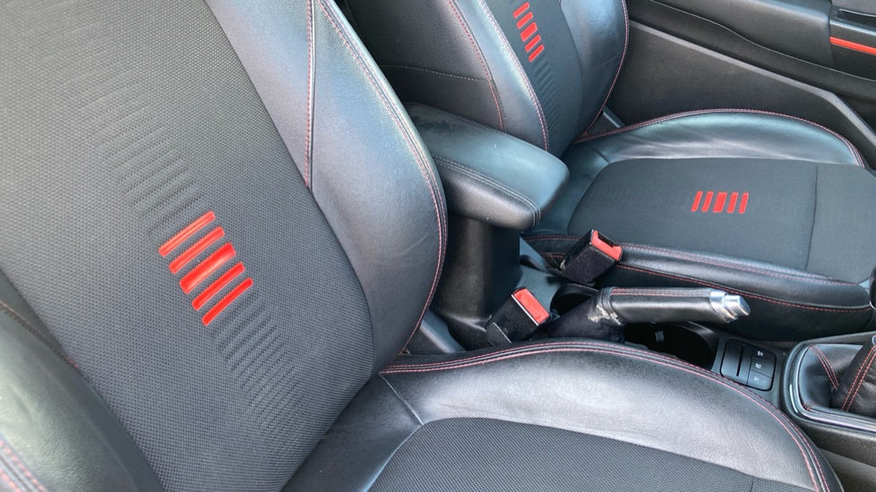 Ford Fiesta 1.0 EcoBoost ST-Line X 3dr Petrol Hatchback - Image 25