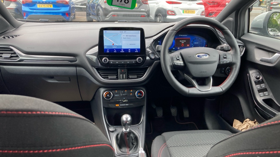 Ford Puma 1.0 EcoBoost Hybrid mHEV 155 ST-Line 5dr Petrol Hatchback - Image 10