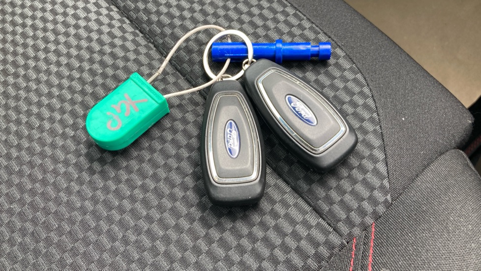 Ford Puma 1.0 EcoBoost Hybrid mHEV 155 ST-Line 5dr Petrol Hatchback - Image 20