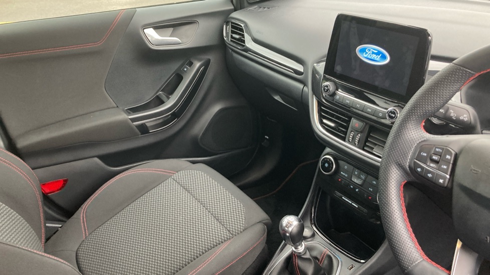 Ford Puma 1.0 EcoBoost Hybrid mHEV ST-Line 5dr Petrol Hatchback - Image 14