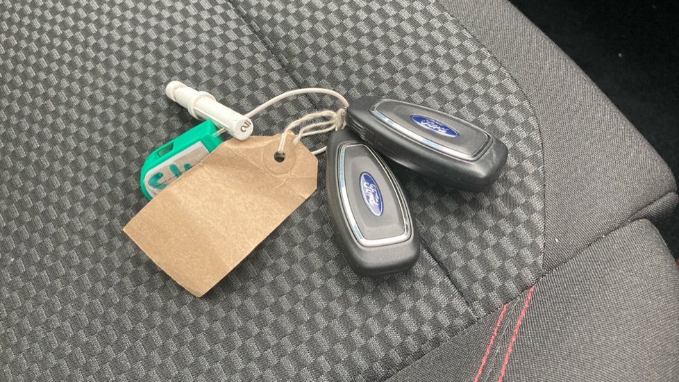 Ford Puma 1.0 EcoBoost Hybrid mHEV ST-Line 5dr Petrol Hatchback - Image 20