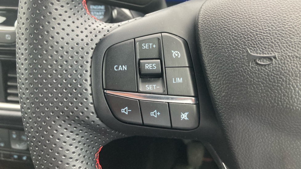 Ford Puma 1.0 EcoBoost Hybrid mHEV ST-Line 5dr Petrol Hatchback - Image 30