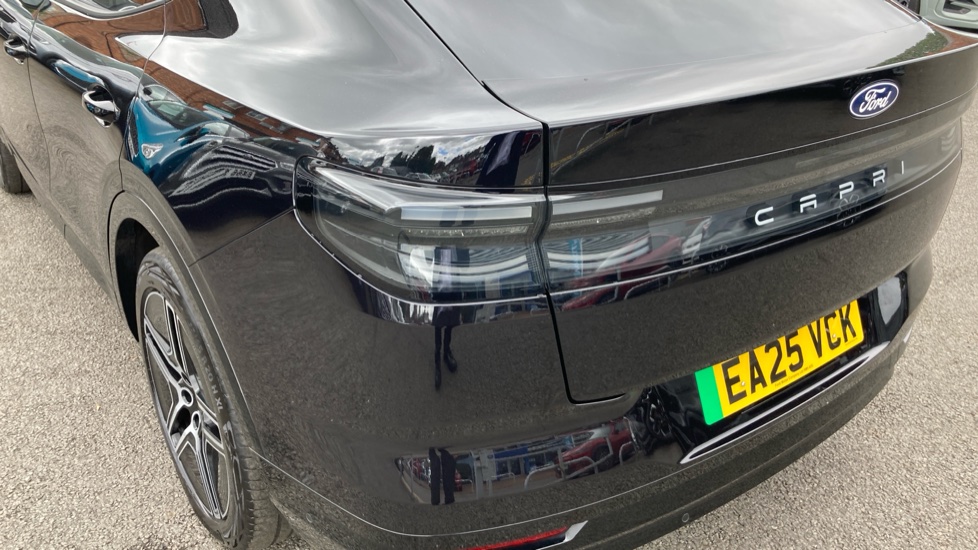 Ford Capri 210kW Premium 77kWh 5dr Auto Electric Estate - Image 25