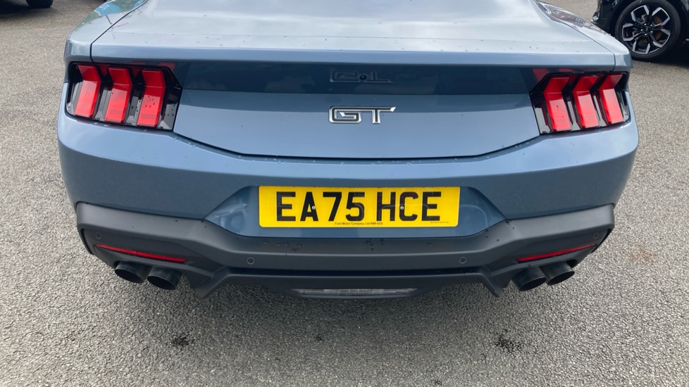 Ford Mustang 5.0 V8 GT 2dr Petrol Coupe - Image 40