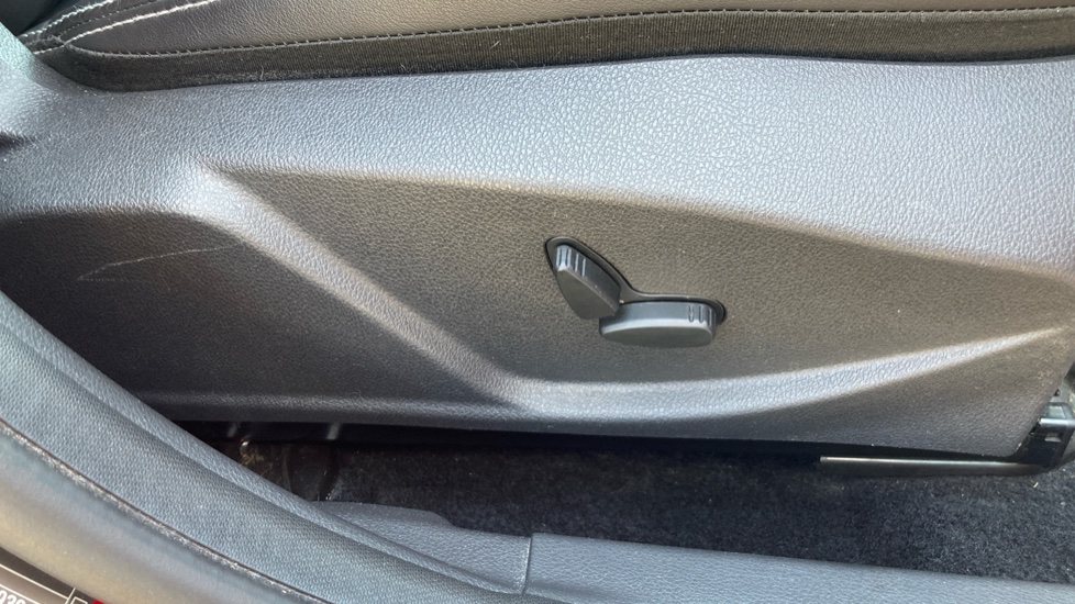 Ford Focus 1.5 EcoBoost 182 Titanium X 5dr Auto Petrol Hatchback - Image 23