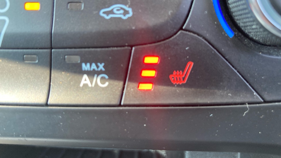Ford Focus 1.5 EcoBoost 182 Titanium X 5dr Auto Petrol Hatchback - Image 33