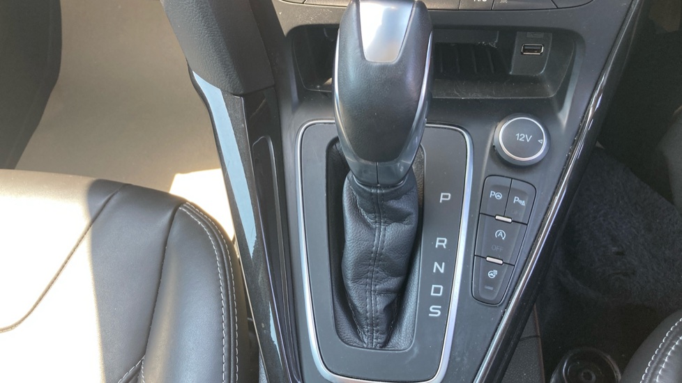 Ford Focus 1.5 EcoBoost 182 Titanium X 5dr Auto Petrol Hatchback - Image 35