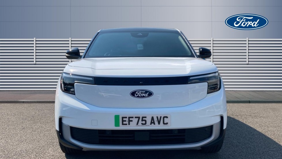 Ford Explorer 250kW Premium 79kWh AWD 5dr Auto Electric Estate - Image 3