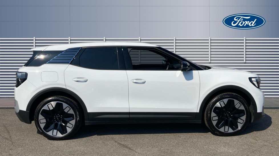 Ford Explorer 250kW Premium 79kWh AWD 5dr Auto Electric Estate - Image 5