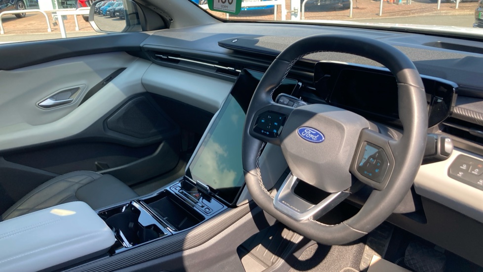 Ford Explorer 250kW Premium 79kWh AWD 5dr Auto Electric Estate - Image 11