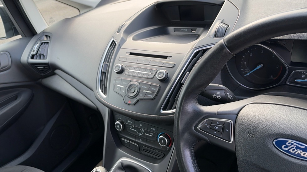 Ford Grand C-MAX 1.5 TDCi Zetec 5dr Diesel Estate - Image 14
