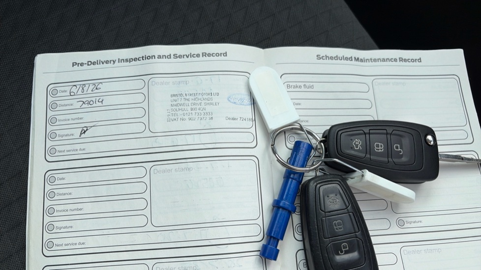 Ford Grand C-MAX 1.5 TDCi Zetec 5dr Diesel Estate - Image 19
