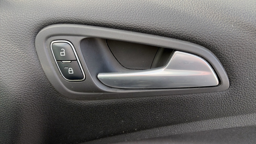 Ford Grand C-MAX 1.5 TDCi Zetec 5dr Diesel Estate - Image 36