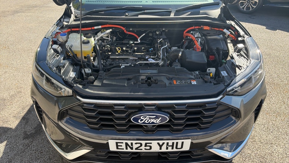 Ford Kuga 2.5 PHEV ST-Line X 5dr CVT Estate - Image 8