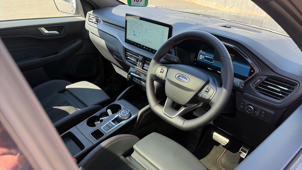 Ford Kuga 2.5 PHEV ST-Line X 5dr CVT Estate - Image 11