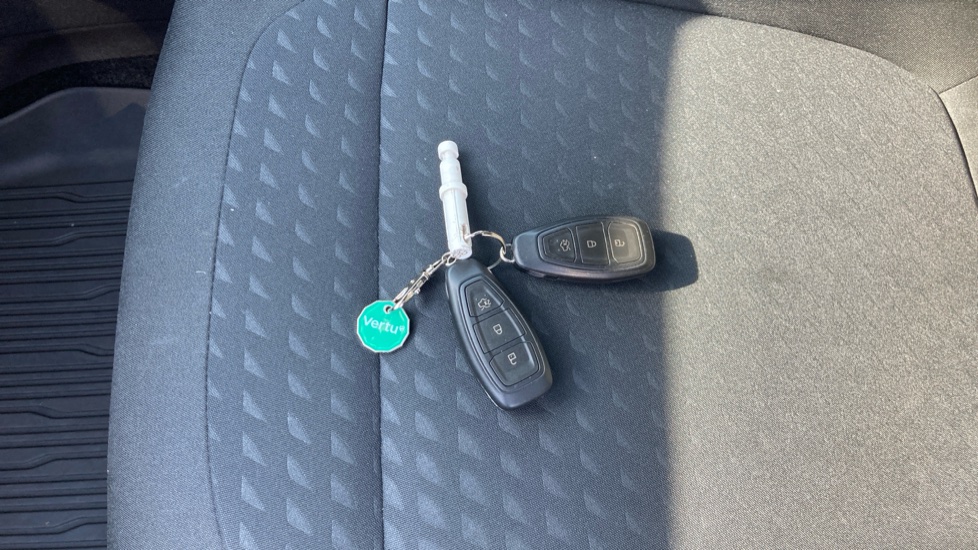 Ford Fiesta 1.0 EcoBoost 125 Titanium 5dr Petrol Hatchback - Image 20