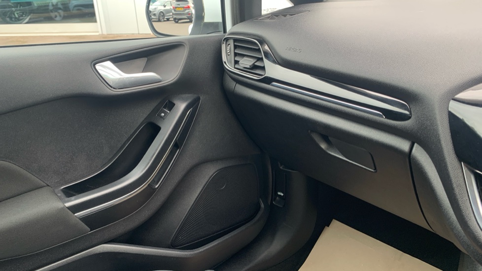 Ford Fiesta 1.5 TDCi 120 Titanium 5dr Diesel Hatchback - Image 39