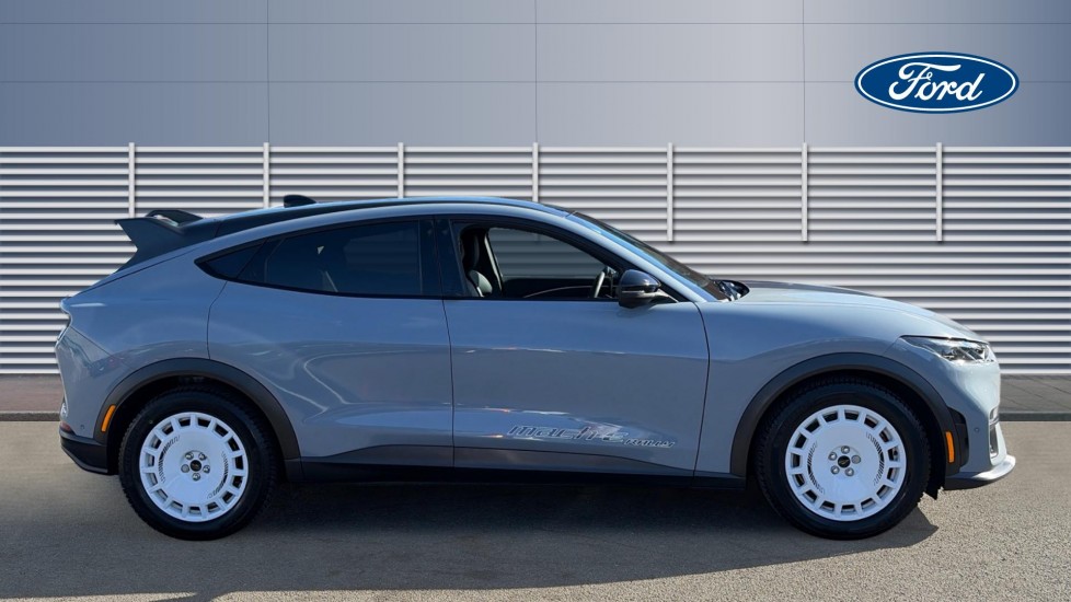 Ford Mustang Mach-E 358kW GT 91kWh AWD 5dr Auto [Pan Roof] Electric Estate - Image 5