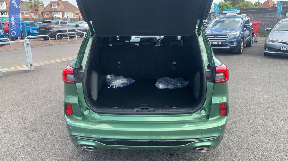 Ford Kuga 2.5 PHEV ST-Line X Black Package 5dr CVT Estate - Image 4