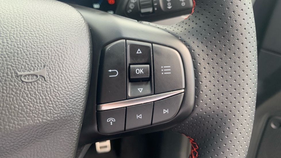 Ford Kuga 2.5 PHEV ST-Line X Black Package 5dr CVT Estate - Image 22