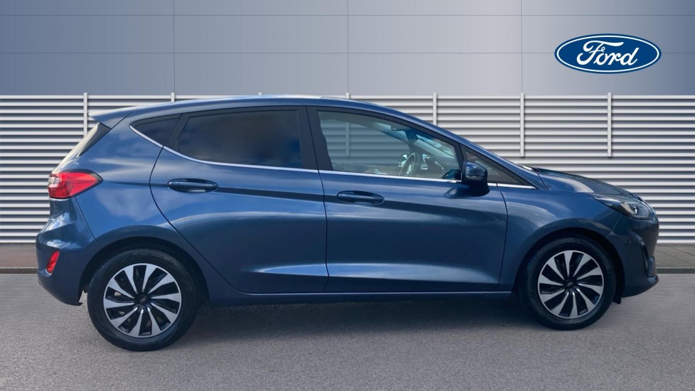 Ford Fiesta 1.0 EcoBoost Hybrid mHEV 125 Titanium 5dr Petrol Hatchback - Image 5