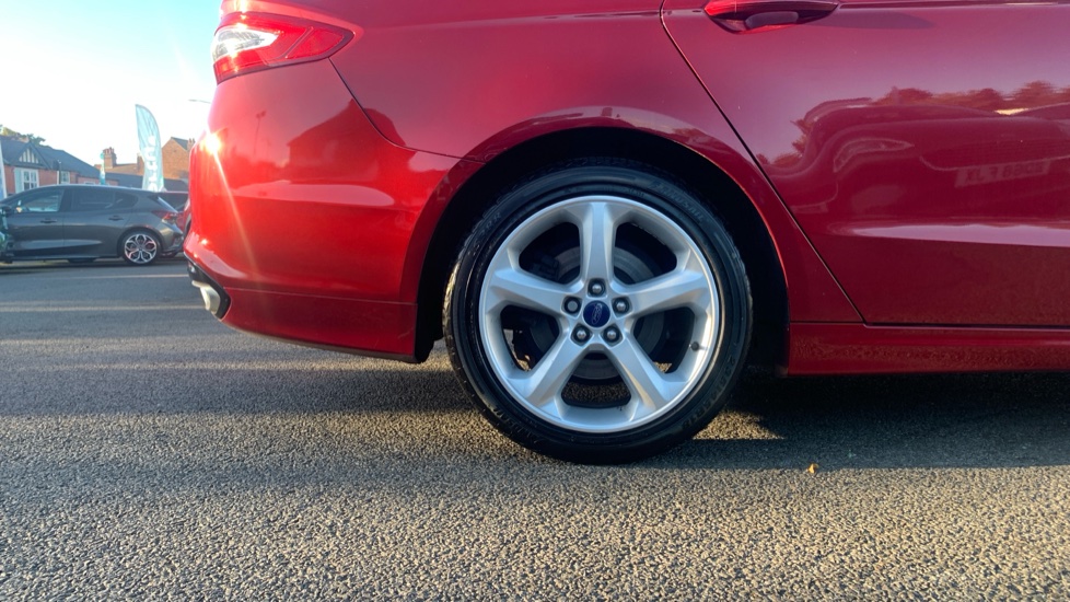 Ford Mondeo 2.0 TDCi 180 Titanium 5dr Diesel Hatchback - Image 7