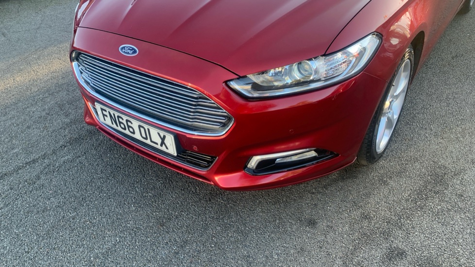 Ford Mondeo 2.0 TDCi 180 Titanium 5dr Diesel Hatchback - Image 45