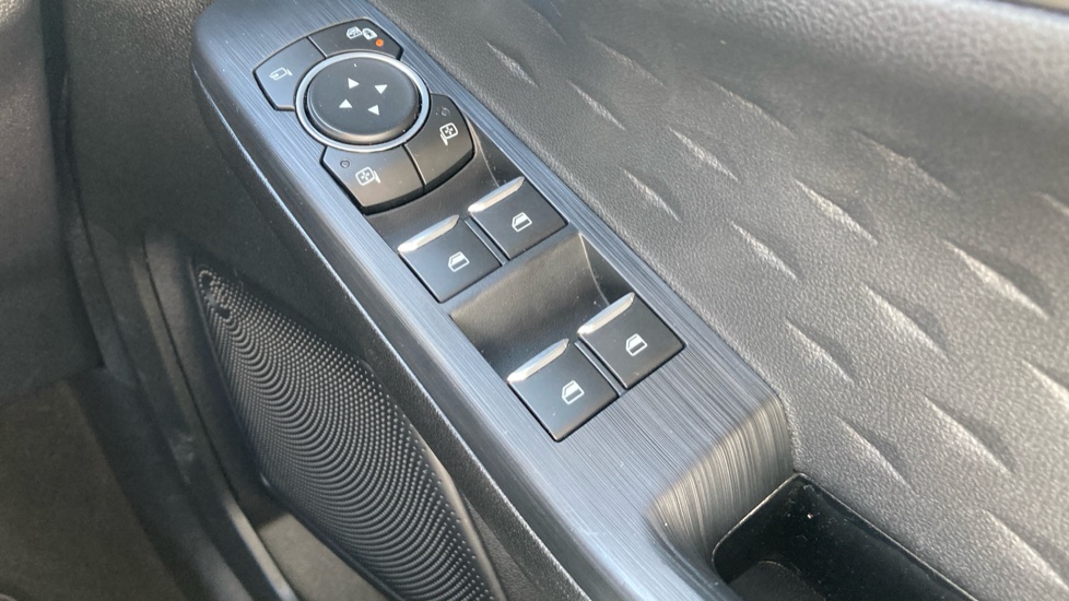 Ford Kuga 1.5 EcoBlue Titanium Edition 5dr Auto Diesel Estate - Image 35