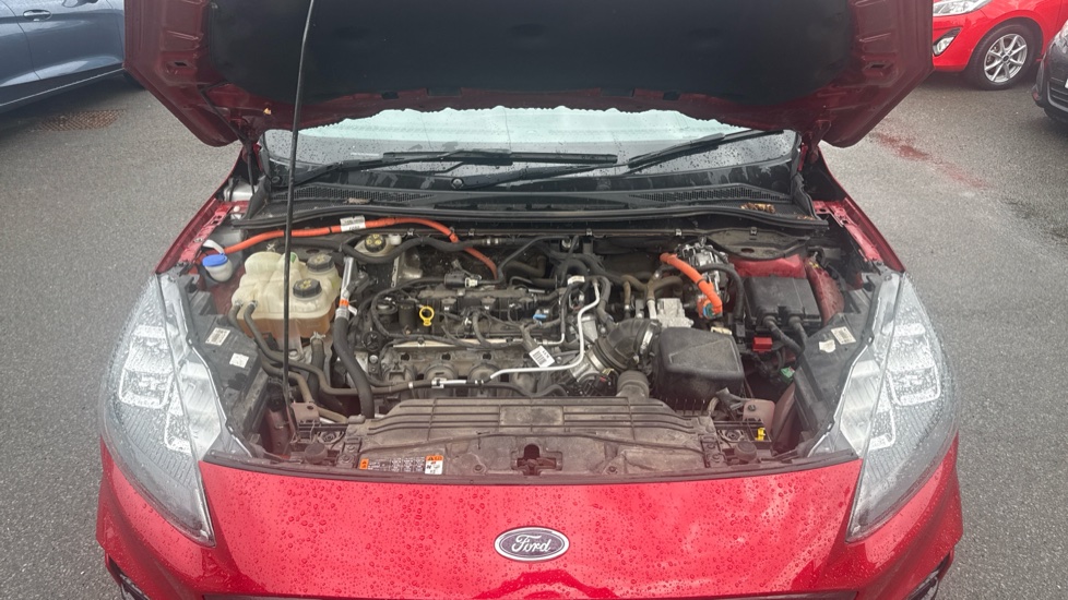 Ford Kuga 2.5 FHEV ST-Line X Edition 5dr CVT Hybrid Estate - Image 8