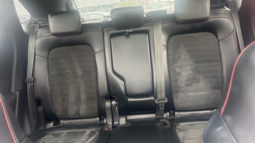 Ford Kuga 2.5 FHEV ST-Line X Edition 5dr CVT Hybrid Estate - Image 15