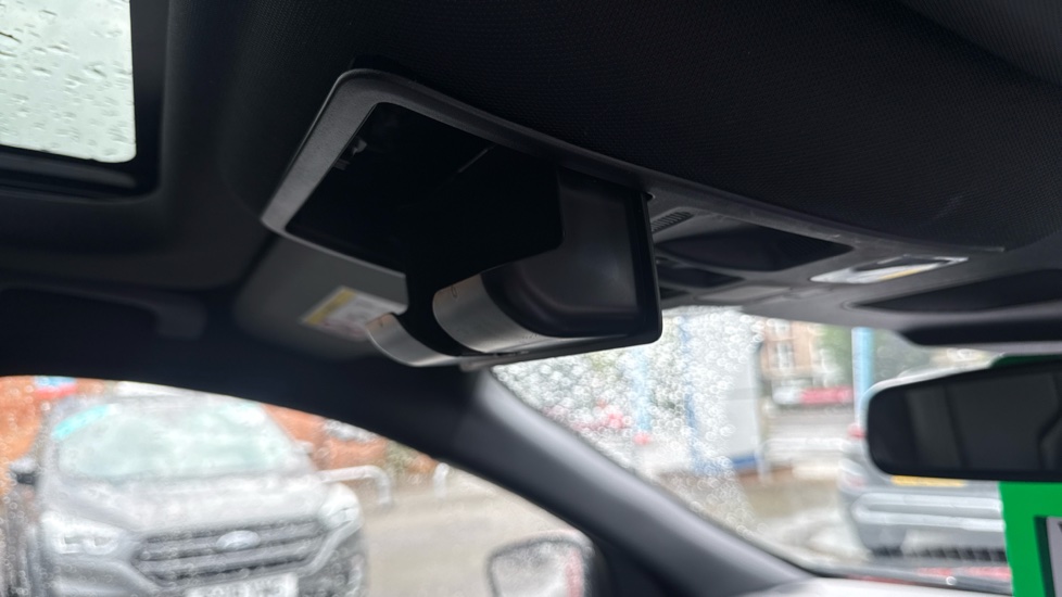 Ford Kuga 2.5 FHEV ST-Line X Edition 5dr CVT Hybrid Estate - Image 39