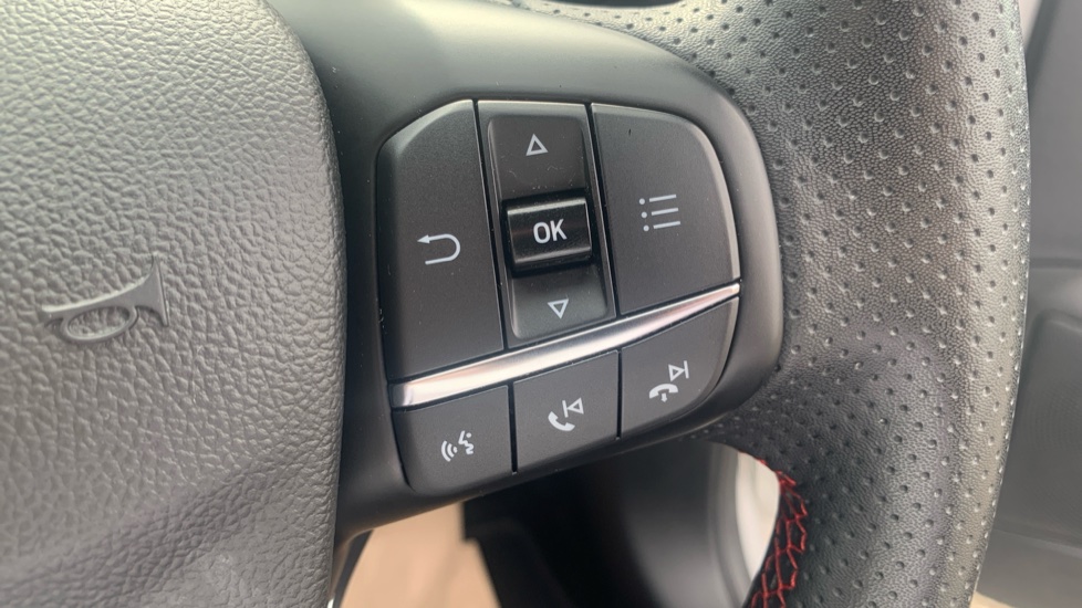 Ford Focus 1.0 EcoBoost 125 ST-Line Edition 5dr Petrol Estate - Image 22
