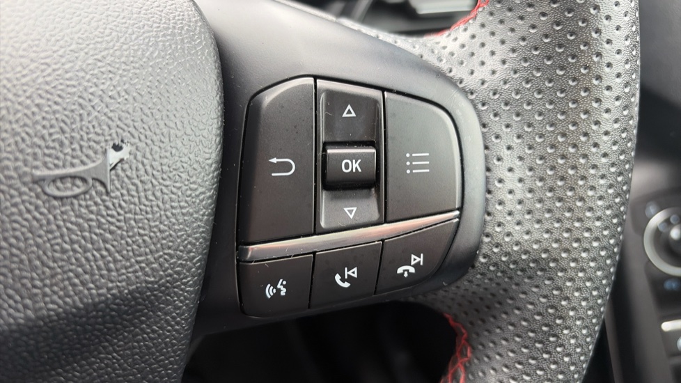Ford Puma 1.0 EcoBoost Hybrid mHEV ST-Line Design 5dr Petrol Hatchback - Image 22