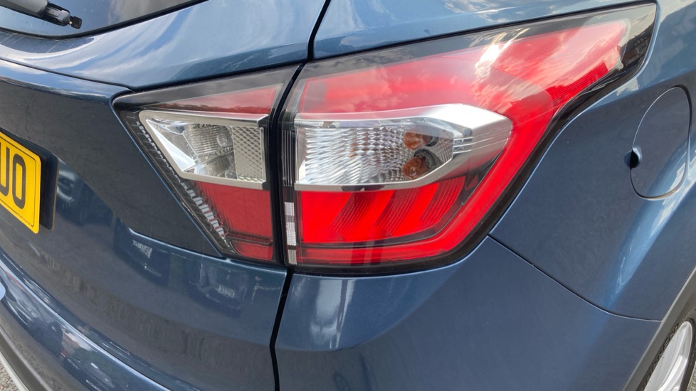 Ford Kuga 1.5 EcoBoost 176 Zetec 5dr Auto Petrol Estate - Image 27