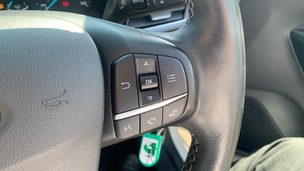 Ford Fiesta 1.1 Zetec 5dr Petrol Hatchback - Image 22