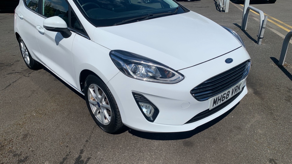 Ford Fiesta 1.1 Zetec 5dr Petrol Hatchback - Image 39